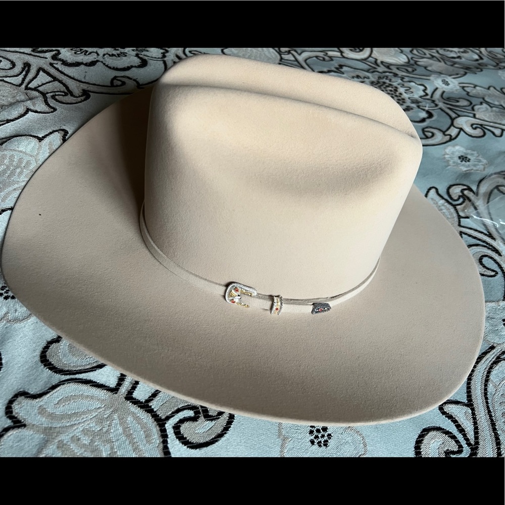 Los Altos Hat